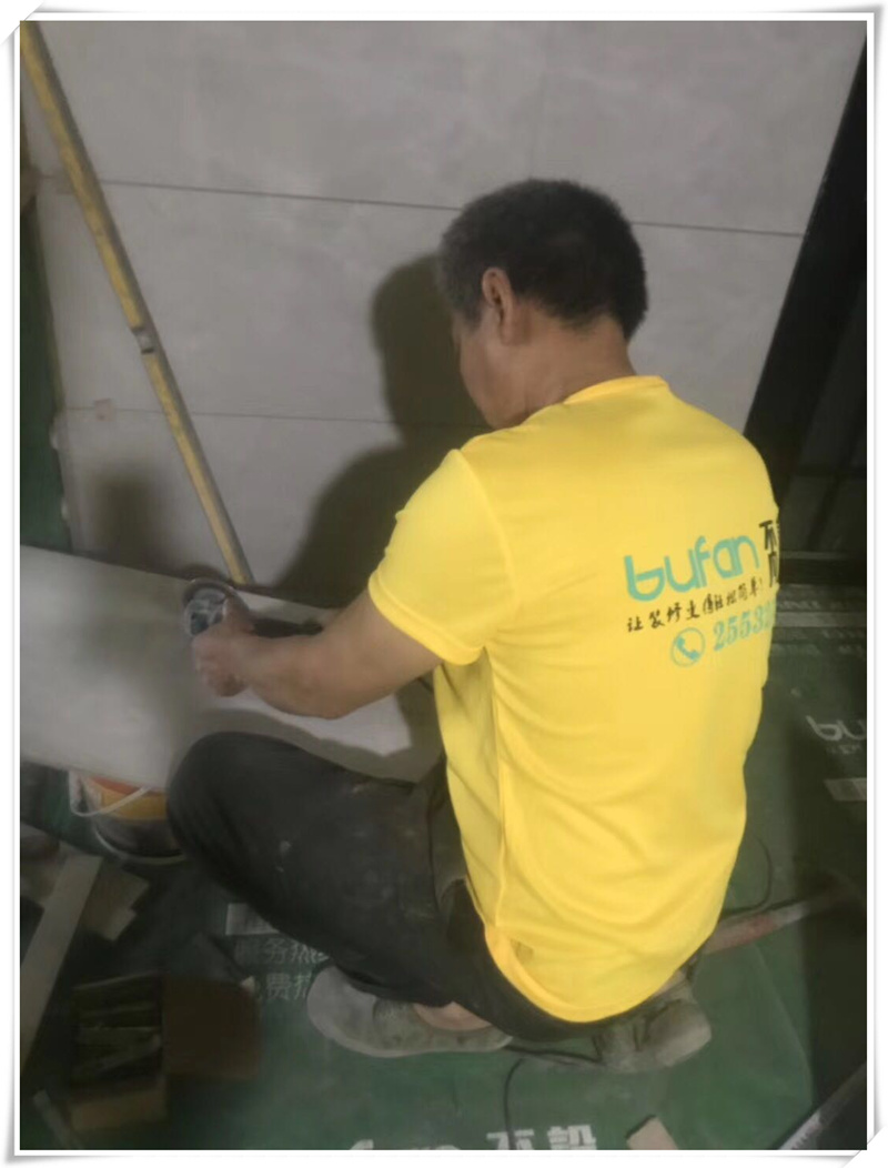 不凡工地巡檢倡導透明家裝，認真對待每一個環(huán)節(jié)